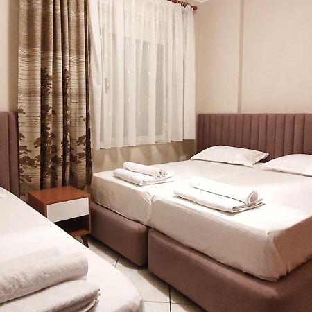 Numa Apartament Vlorë エクステリア 写真
