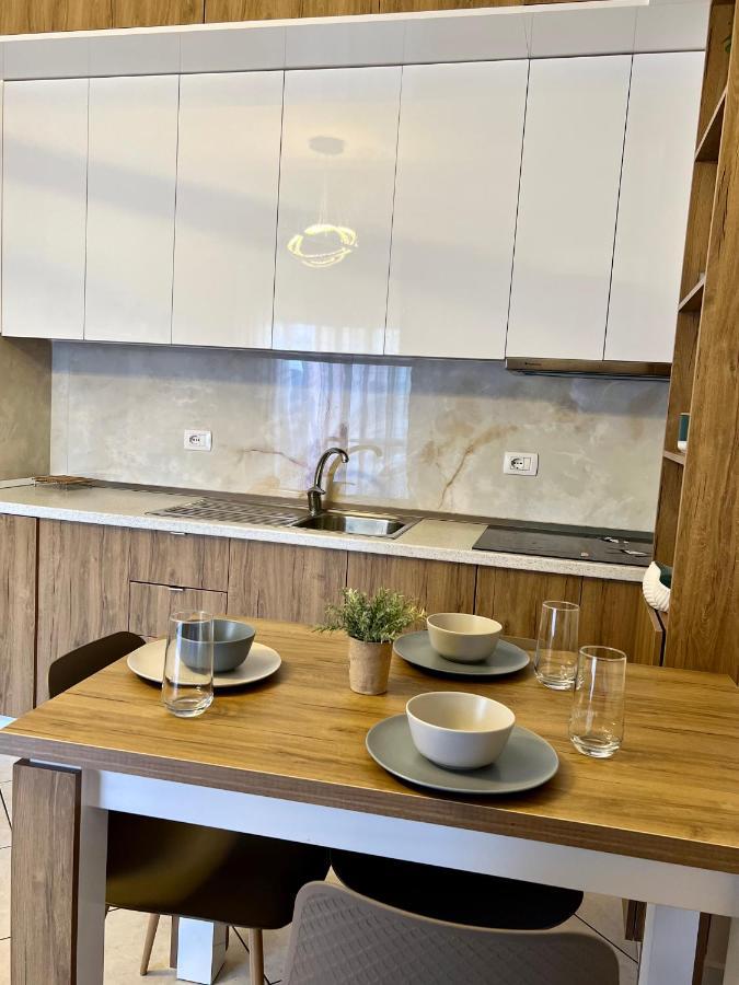 Numa Apartament Vlorë エクステリア 写真
